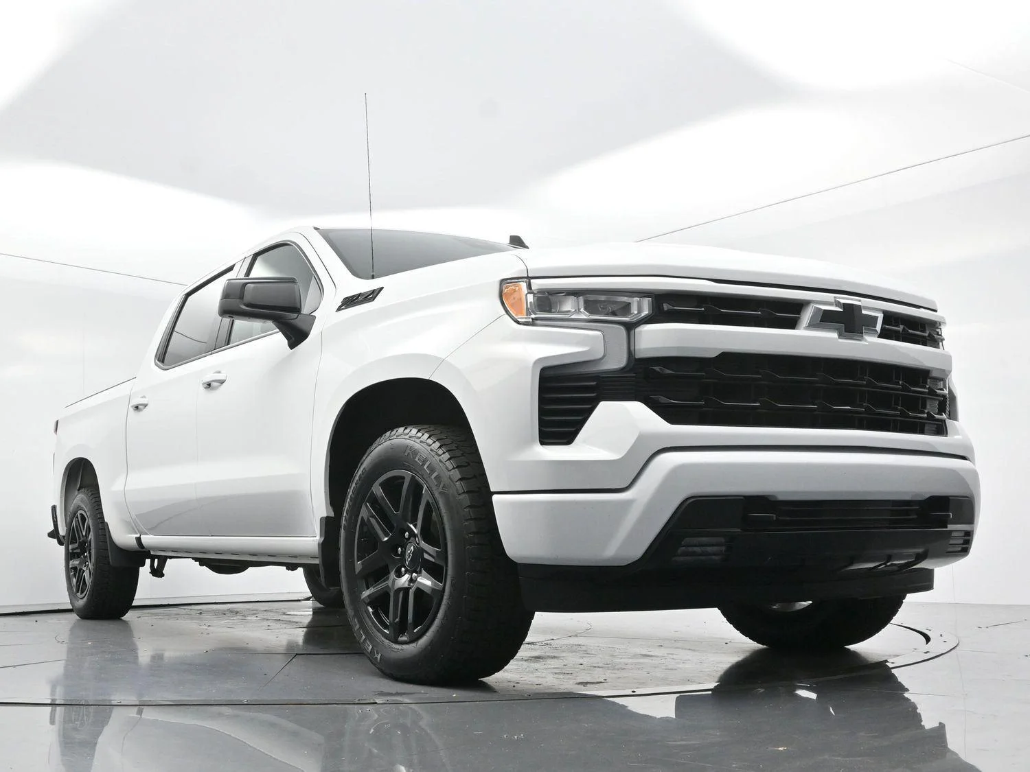 Used 2023 Summit White Chevrolet RST image 41
