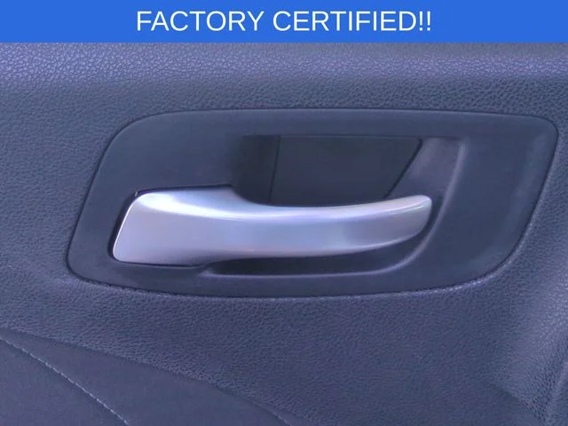Used 2023 White Dodge SXT image 13