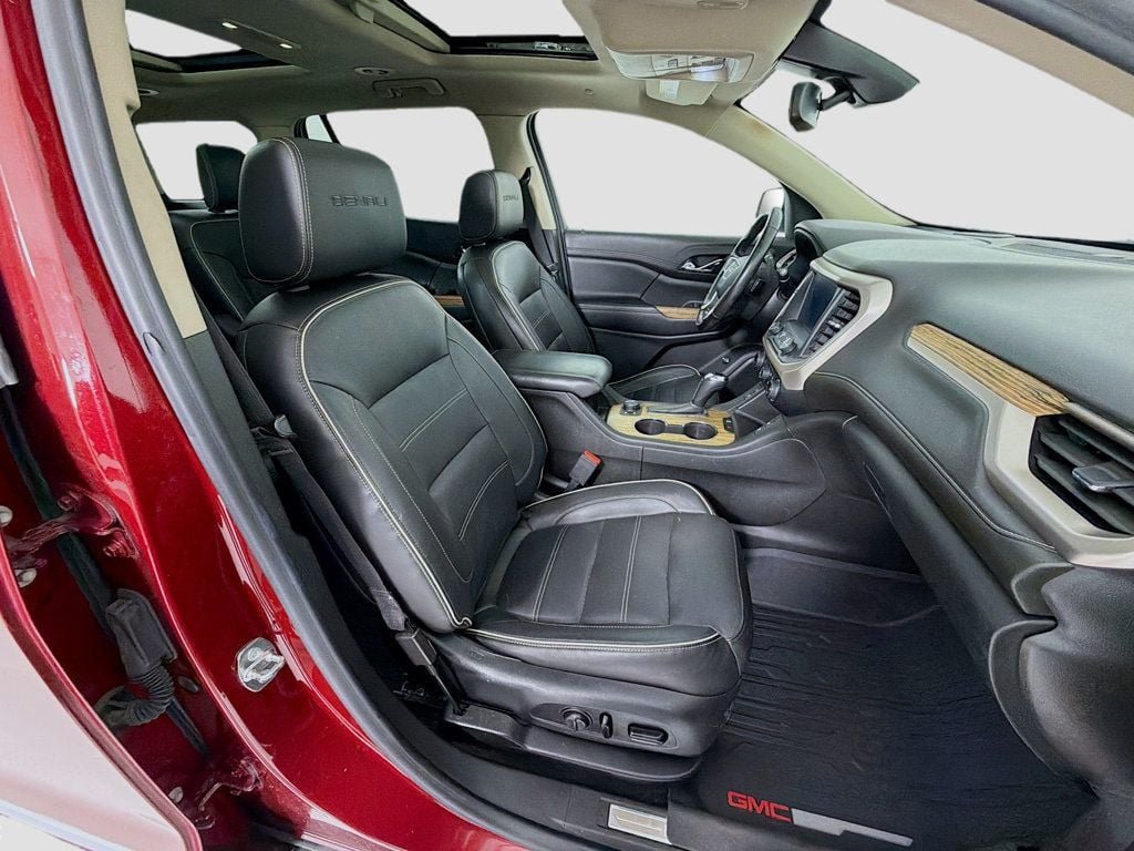 Used 2019 Red Quartz Tintcoat GMC AWD 4dr Denali image 30