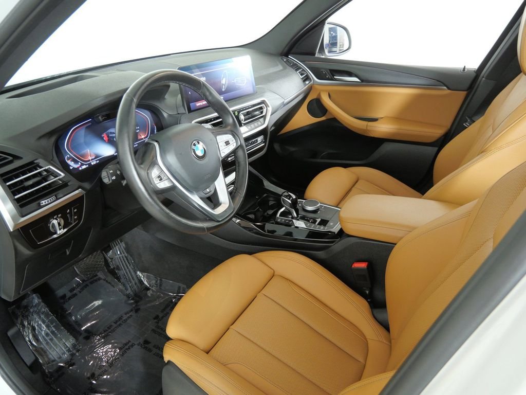 Used 2024 White BMW xDrive30i image 34