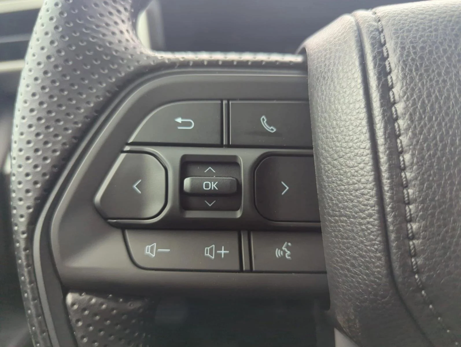 Used 2026 Black Toyota SR5 image 13