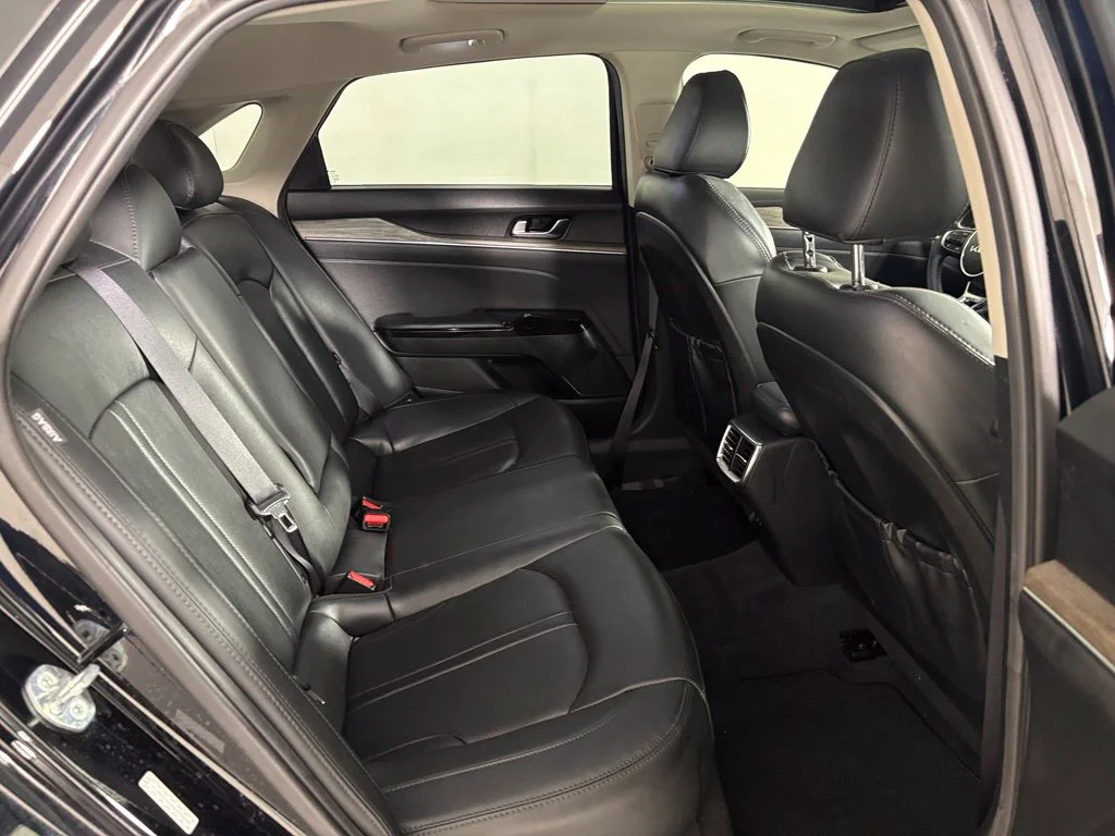 Used 2024 Ebony Black Kia EX image 39