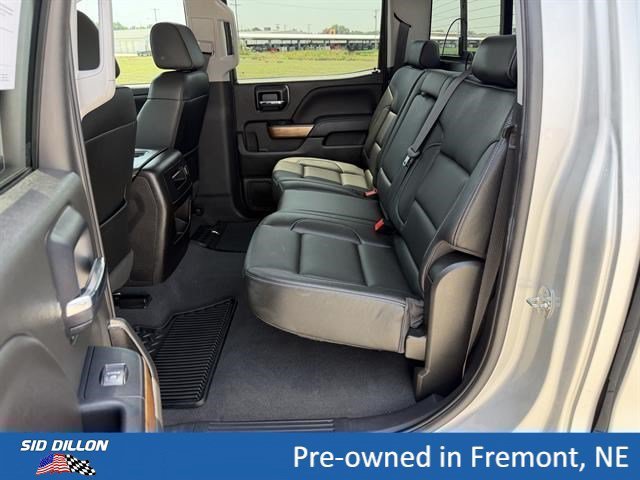 Used 2018 Silver Ice Metallic Chevrolet LTZ image 8