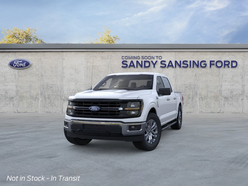 New 2026 Oxford White Ford XLT image 2