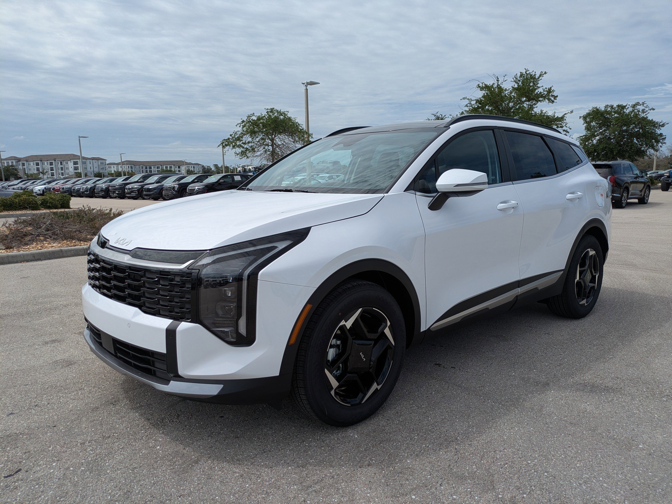 New 2026 Glacial White Pearl Kia EX image 8