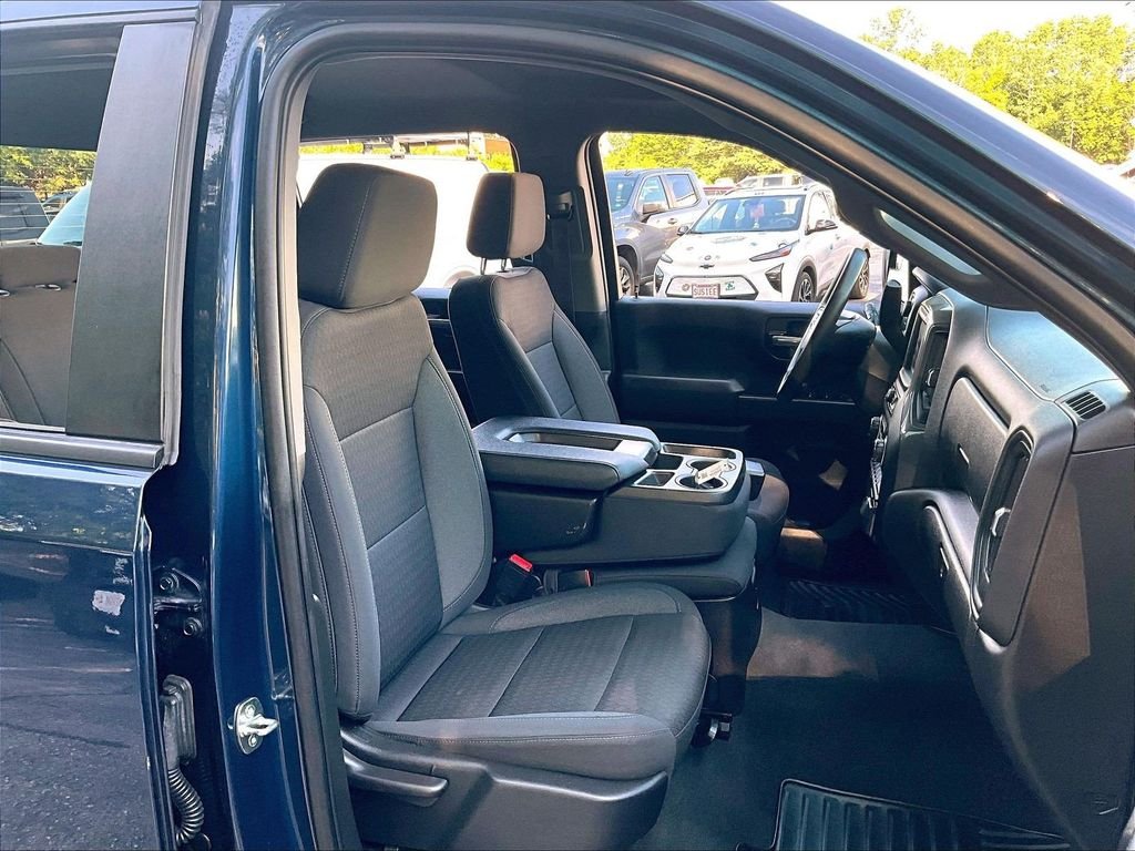 Used 2023 Blue Chevrolet Custom image 11