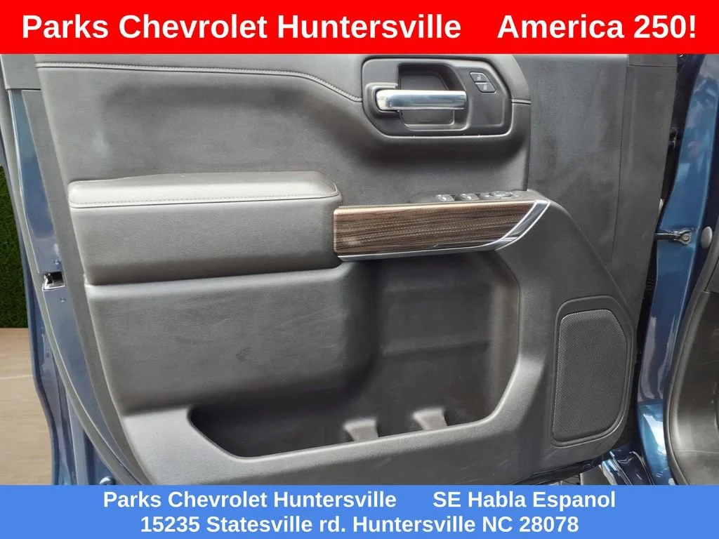 Certified Used 2022 Northsky Blue Metallic Chevrolet LT image 19