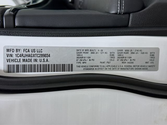 New 2026 Bright White Clear-Coat Exterior Paint Jeep Laredo X image 30