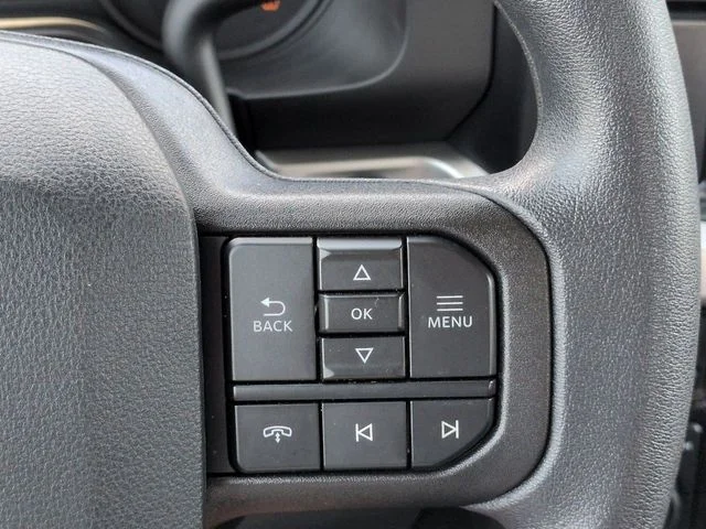 Used 2025 Super Black Ford XL image 24