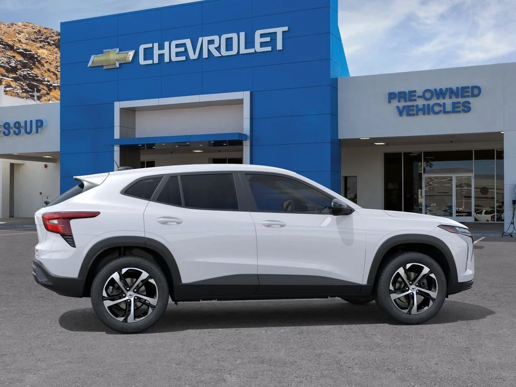 2026 Chevrolet Trax RS - Photo 5