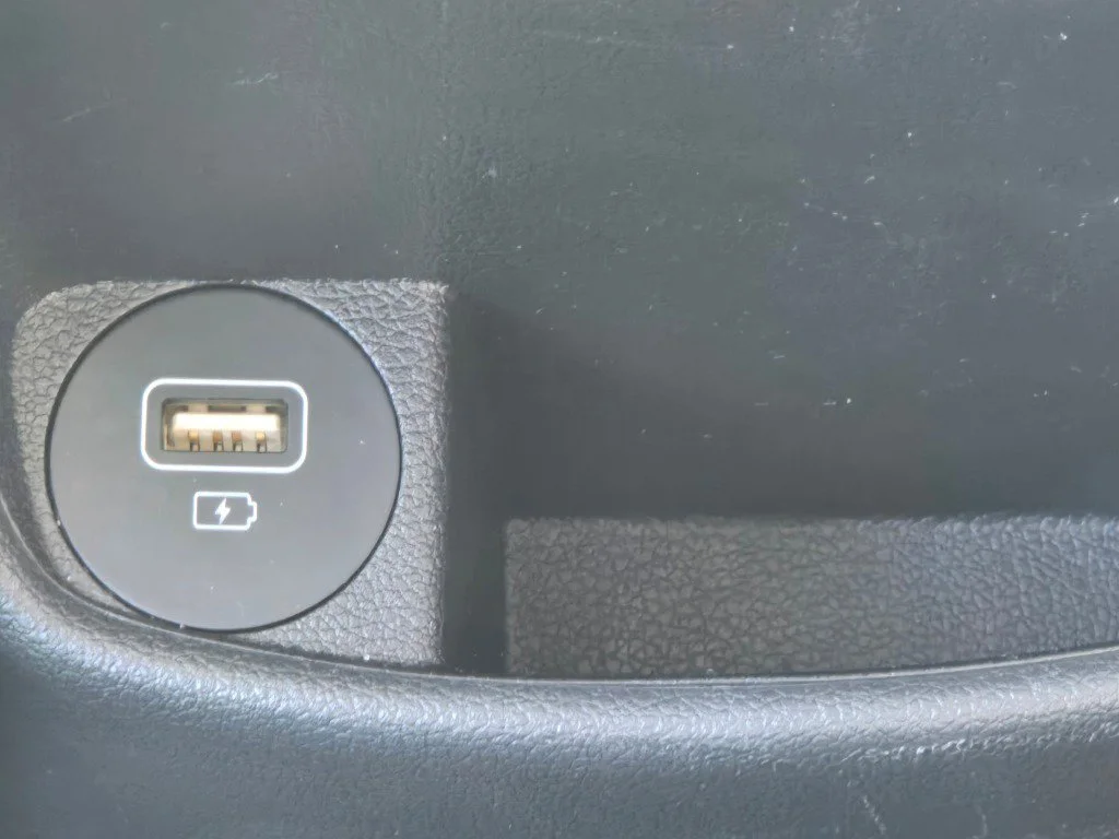 Used 2023 White Hyundai SEL image 15