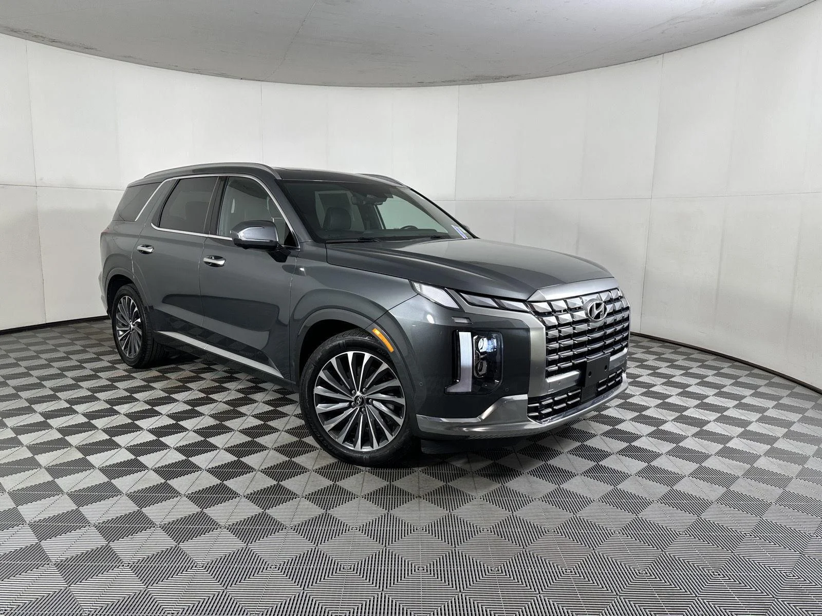 Used 2024 Steel Graphite Hyundai Calligraphy image 31