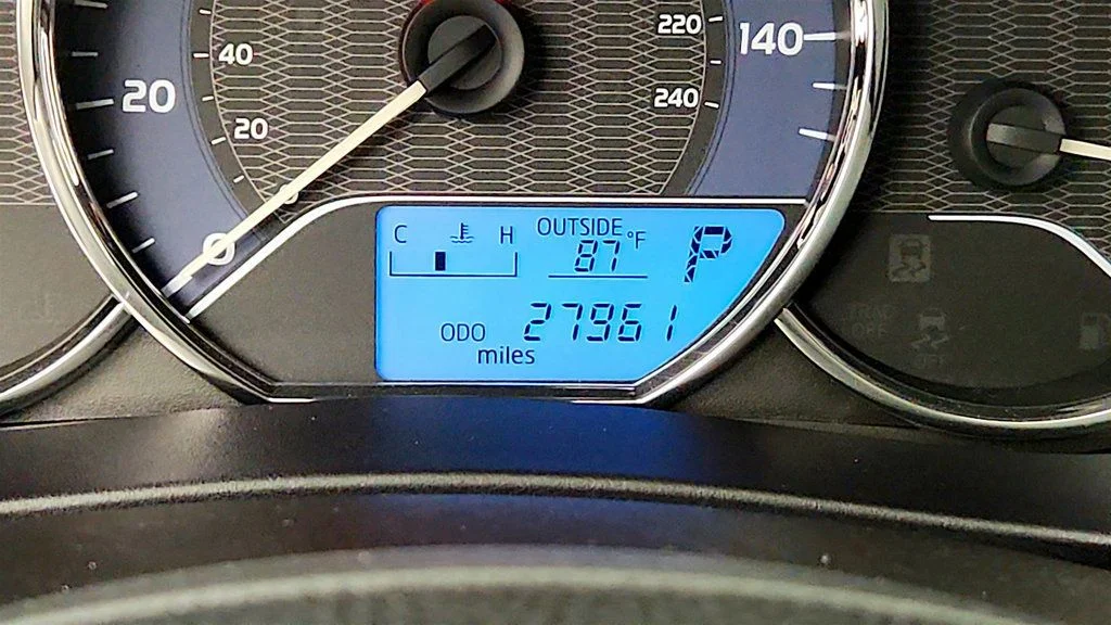 Used 2016 Slate Metallic Toyota 4dr Sedan CVT LE Plus image 15