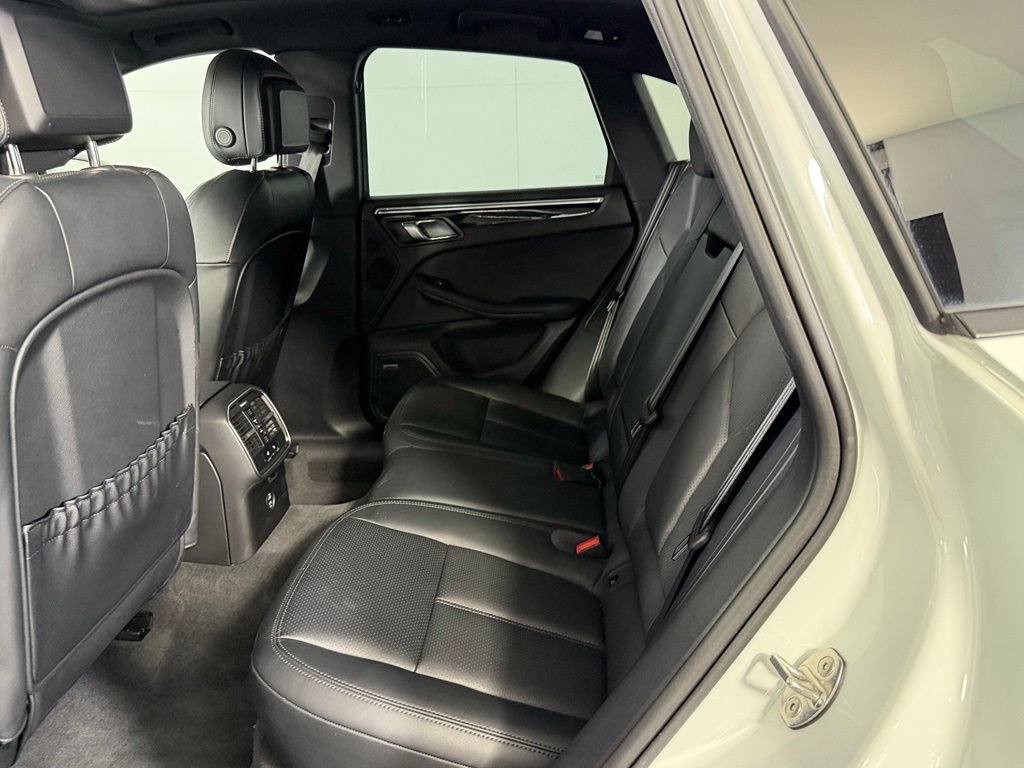 Used 2025 White Porsche  image 19