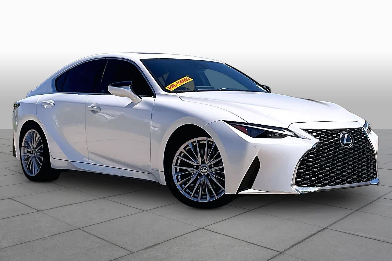 Used 2023 Eminent White Pearl Lexus  image 3