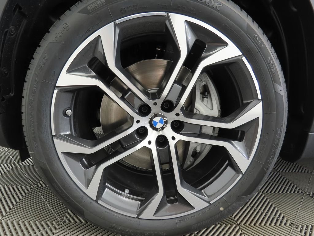 Used 2026 Blue BMW xDrive50e image 31