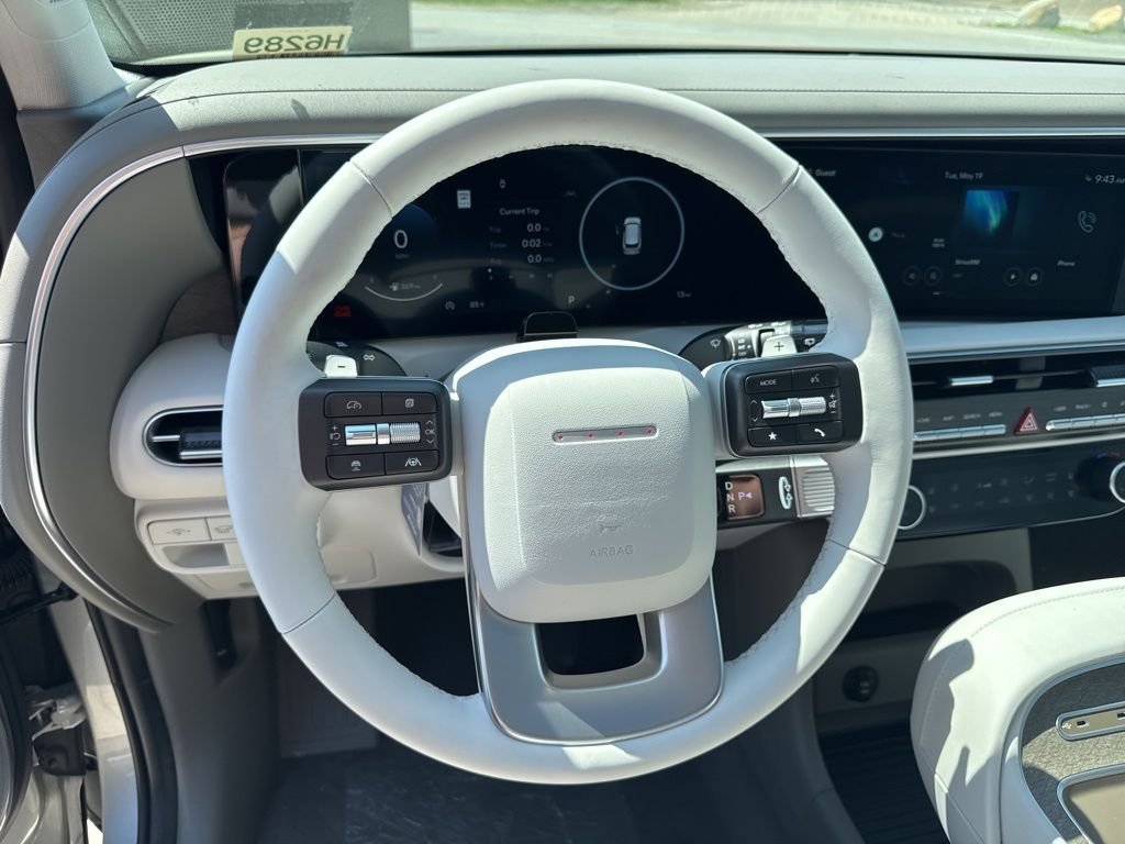 New 2026 Silver Hyundai SEL Premium image 9