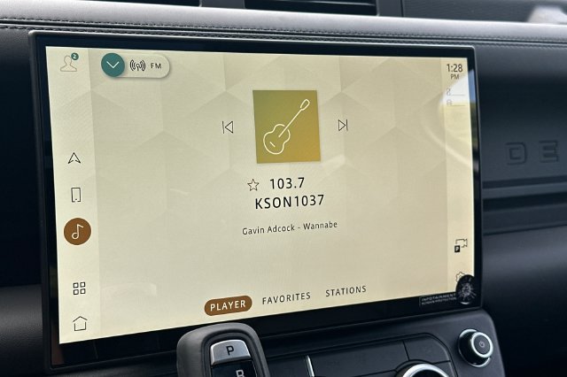 New 2026 Fuji White Land Rover X-Dynamic SE image 16