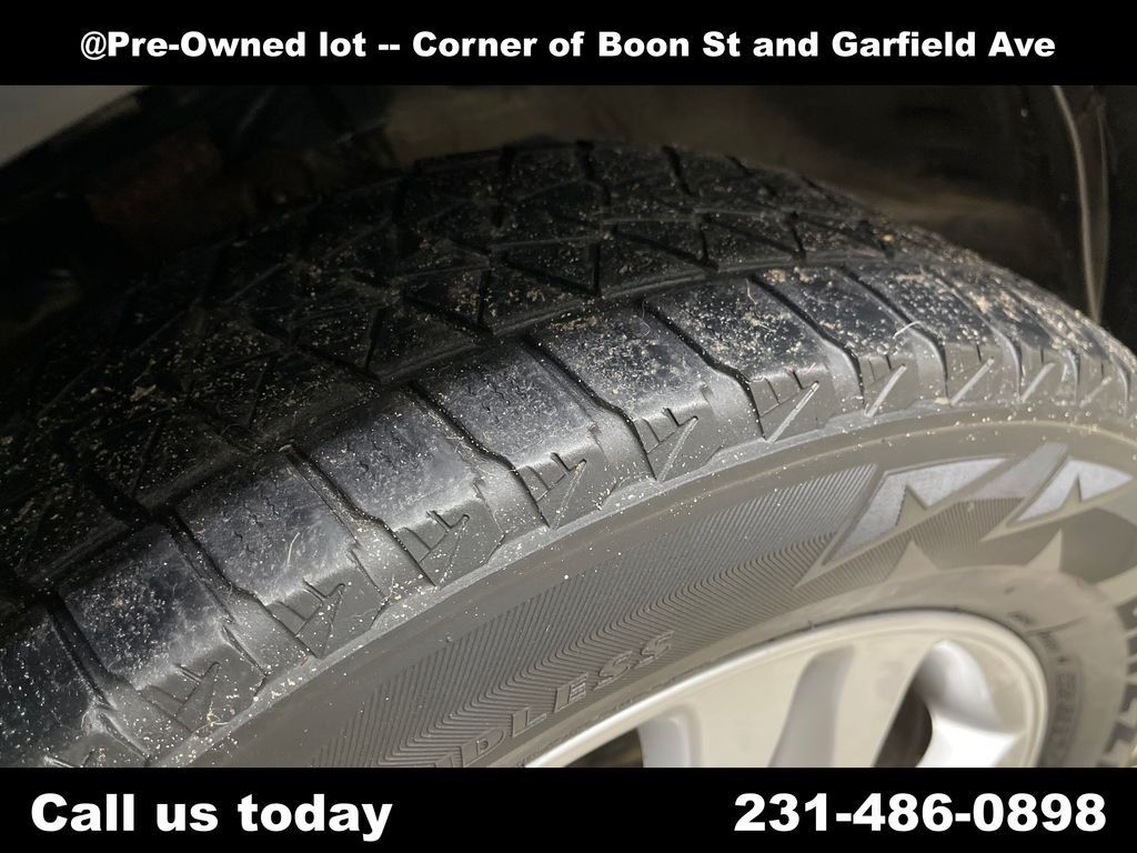 Used 2011  Honda EX image 11