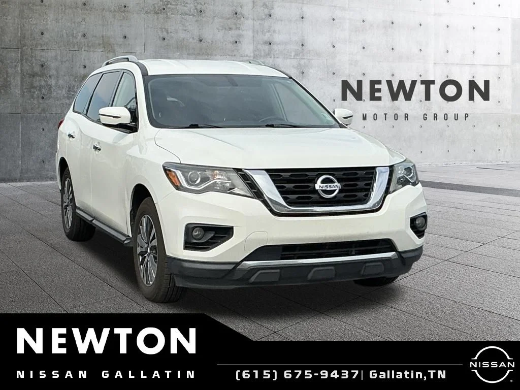 2020 Nissan Pathfinder SV 2WD's photo