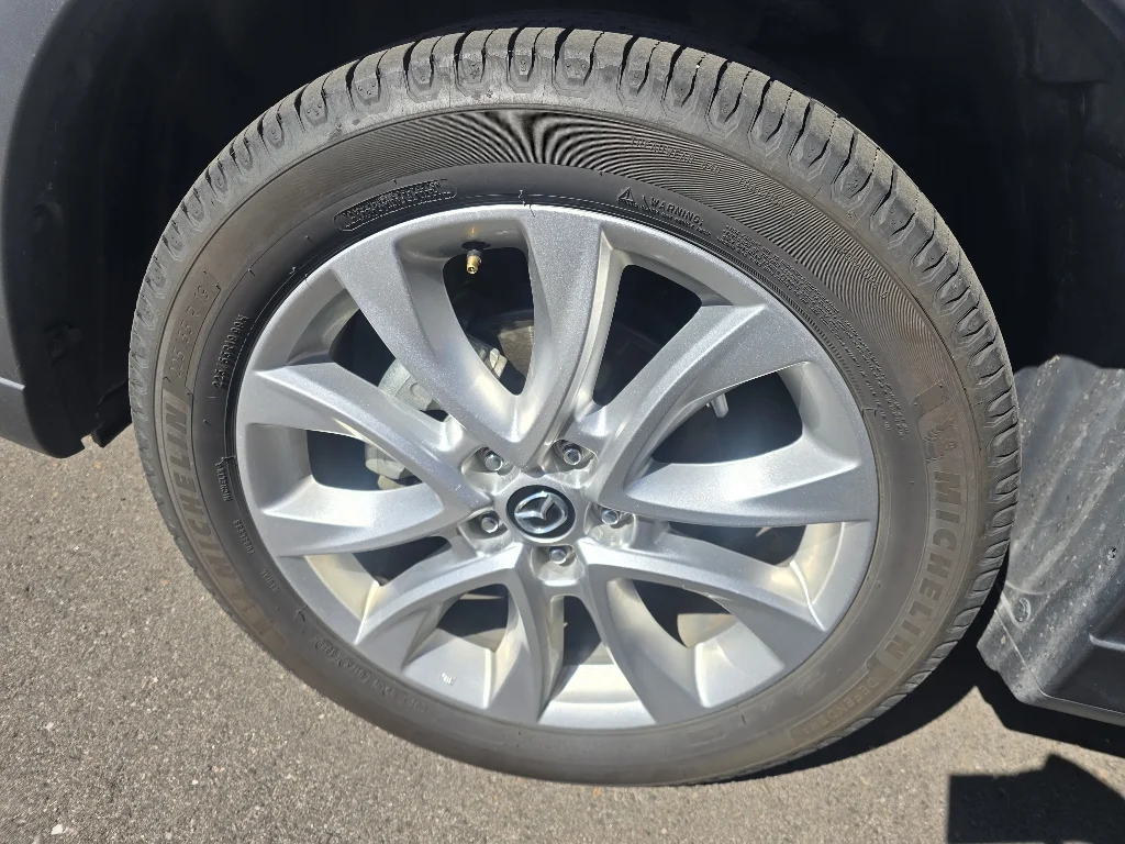 Used 2015 Crystal White Mica Mazda Grand Touring image 18