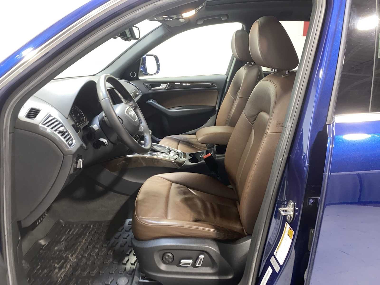 Used 2014 Audi Q5 Premium with VIN WA1LFAFP4EA041779 for sale in Verona, NJ