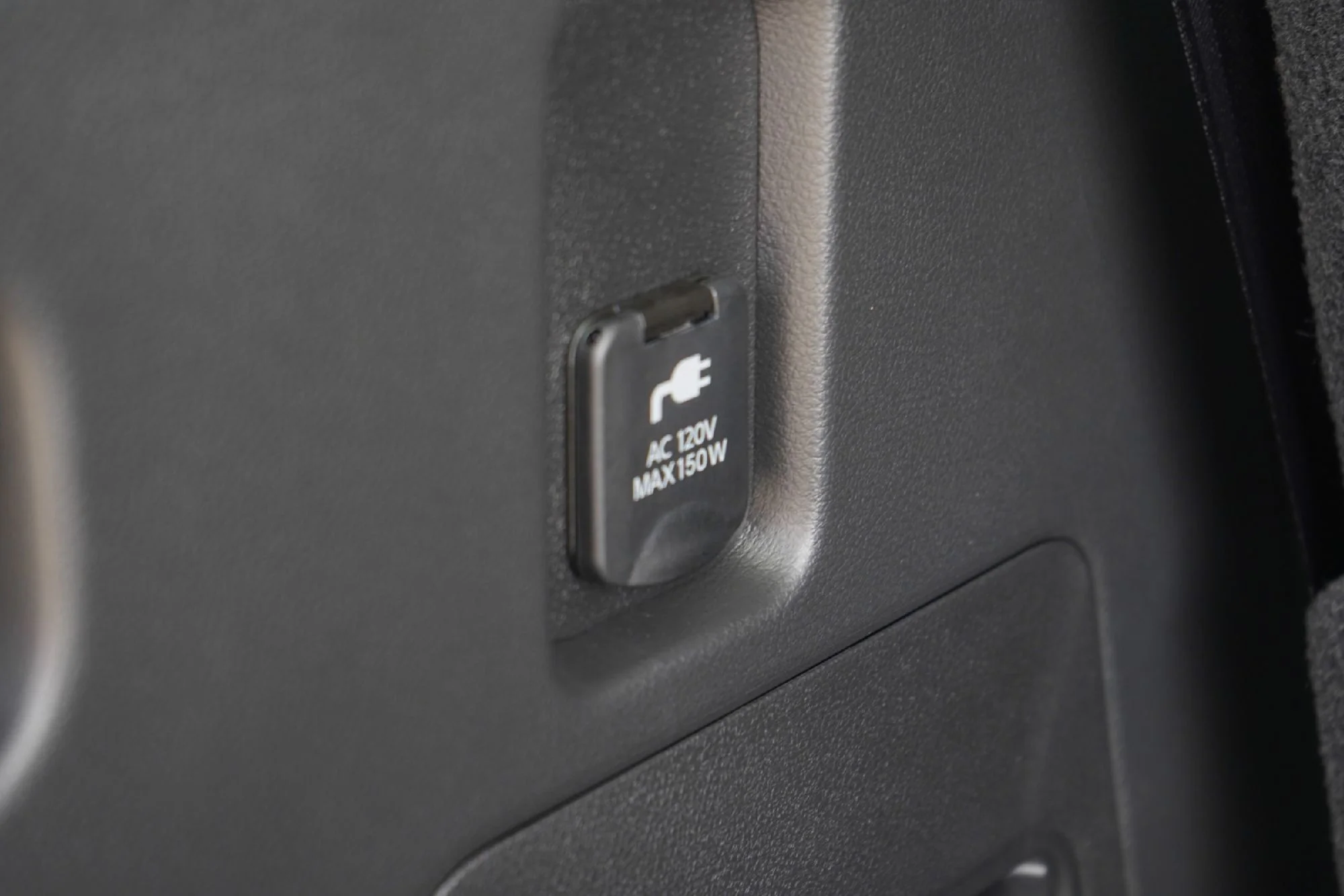 2025 INFINITI QX80 Sensory 4WD - Photo 28