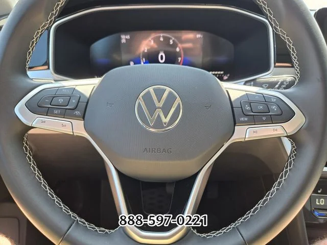 Used 2025 Blue Volkswagen 1.5T SE image 27