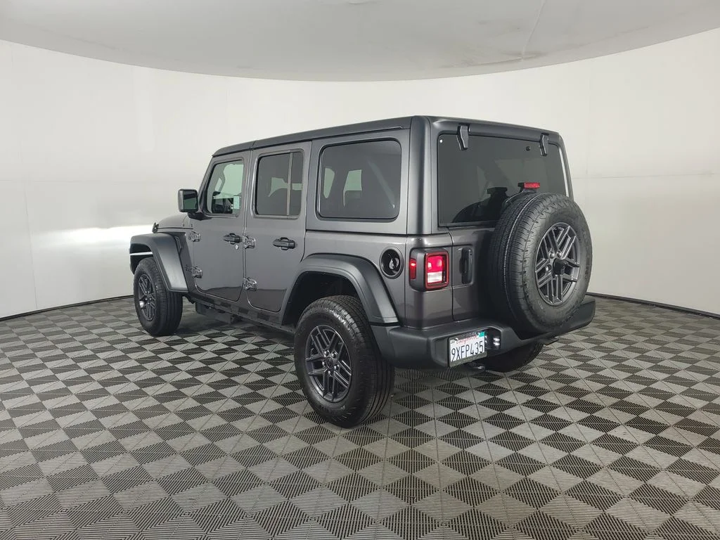 Used 2026 Gray Jeep Sport S image 6