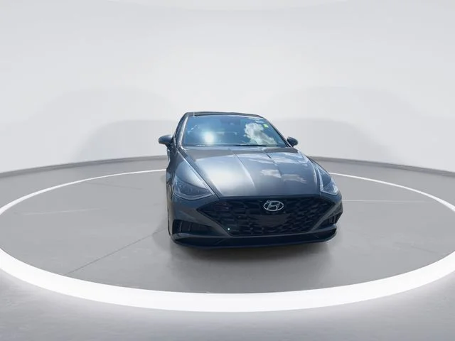 Used 2023 Gray Hyundai Limited image 3
