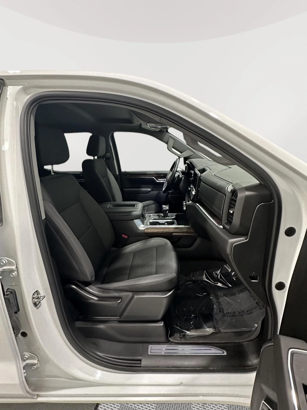 Used 2022 Summit White GMC Elevation image 26