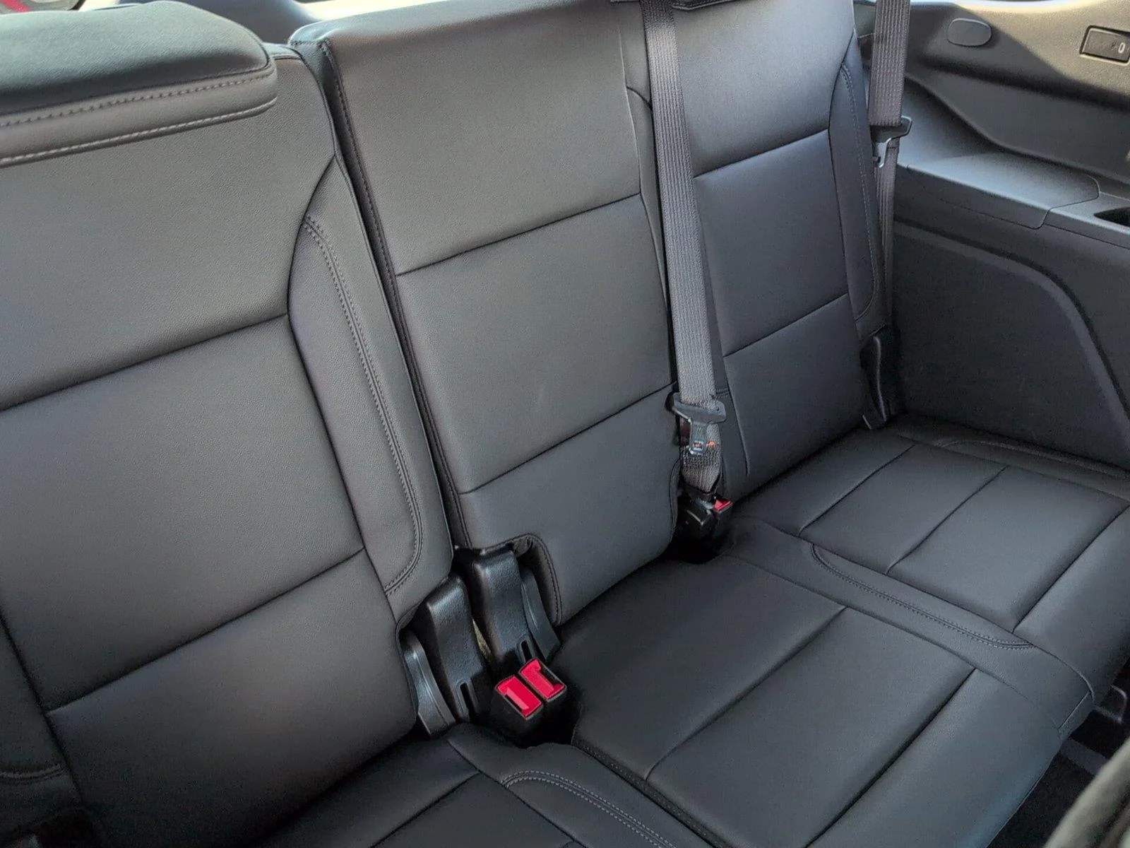 Used 2024 Black Chevrolet Z71 image 40
