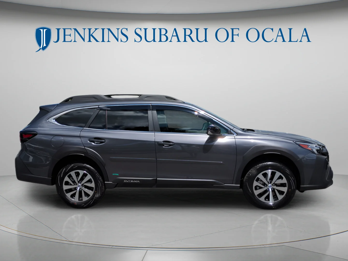 Used 2025 Magnetite Gray Metallic Subaru Premium image 2