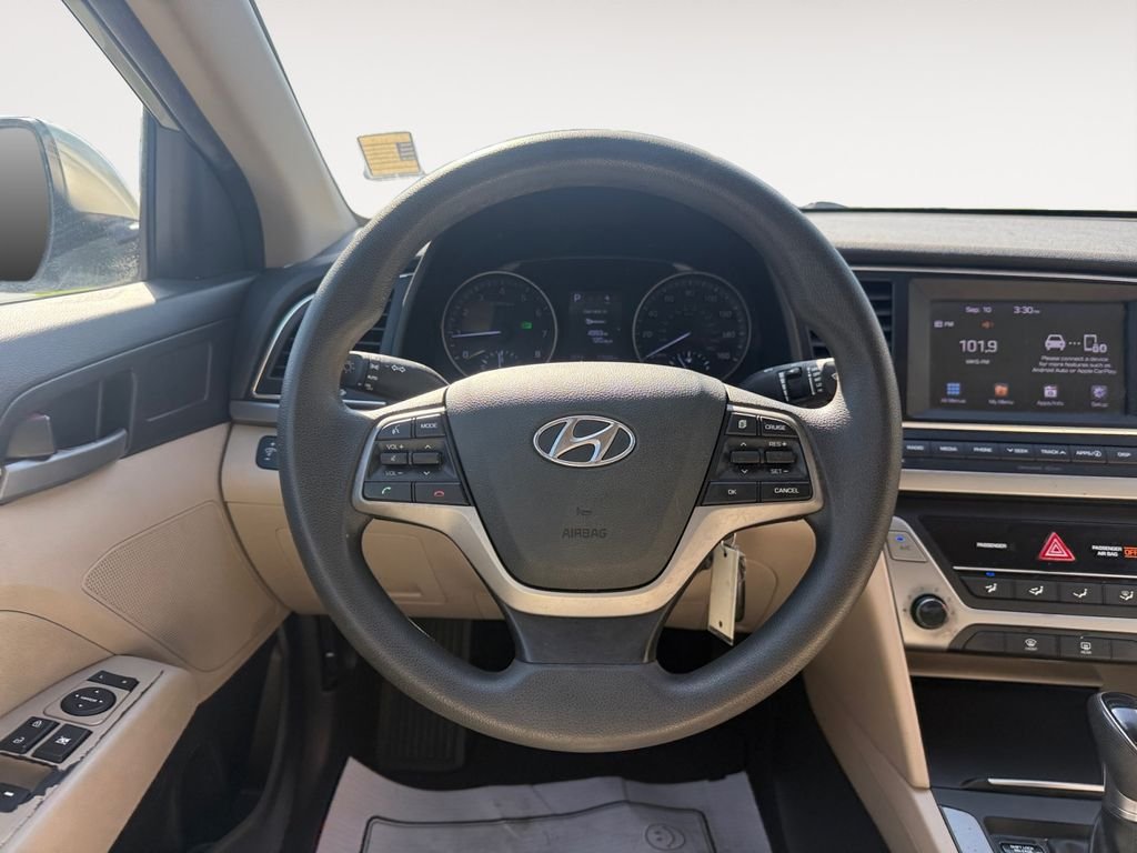 Used 2018 Beige Hyundai SEL image 12