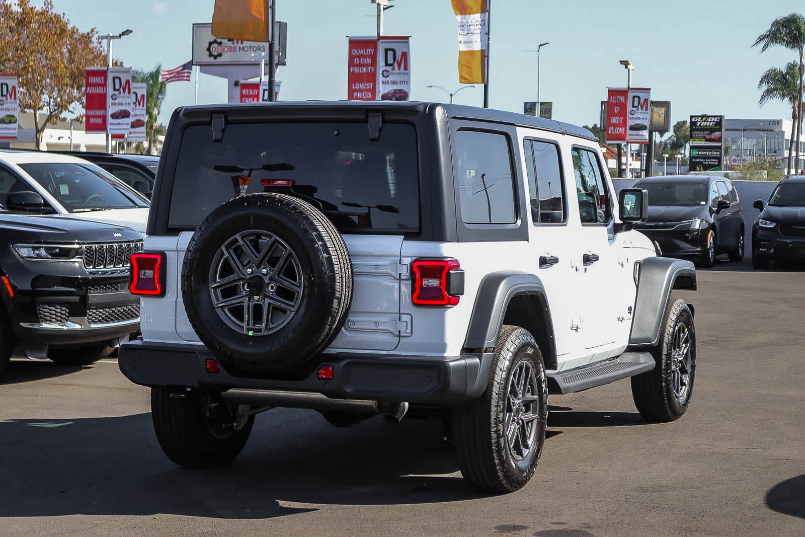 New 2027 Bright White Clear-Coat Paint Jeep Sport S image 4