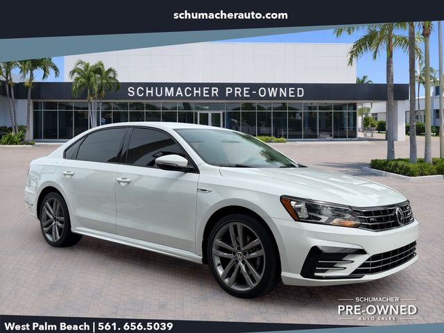 2018 Volkswagen Passat 2.0T R-Line