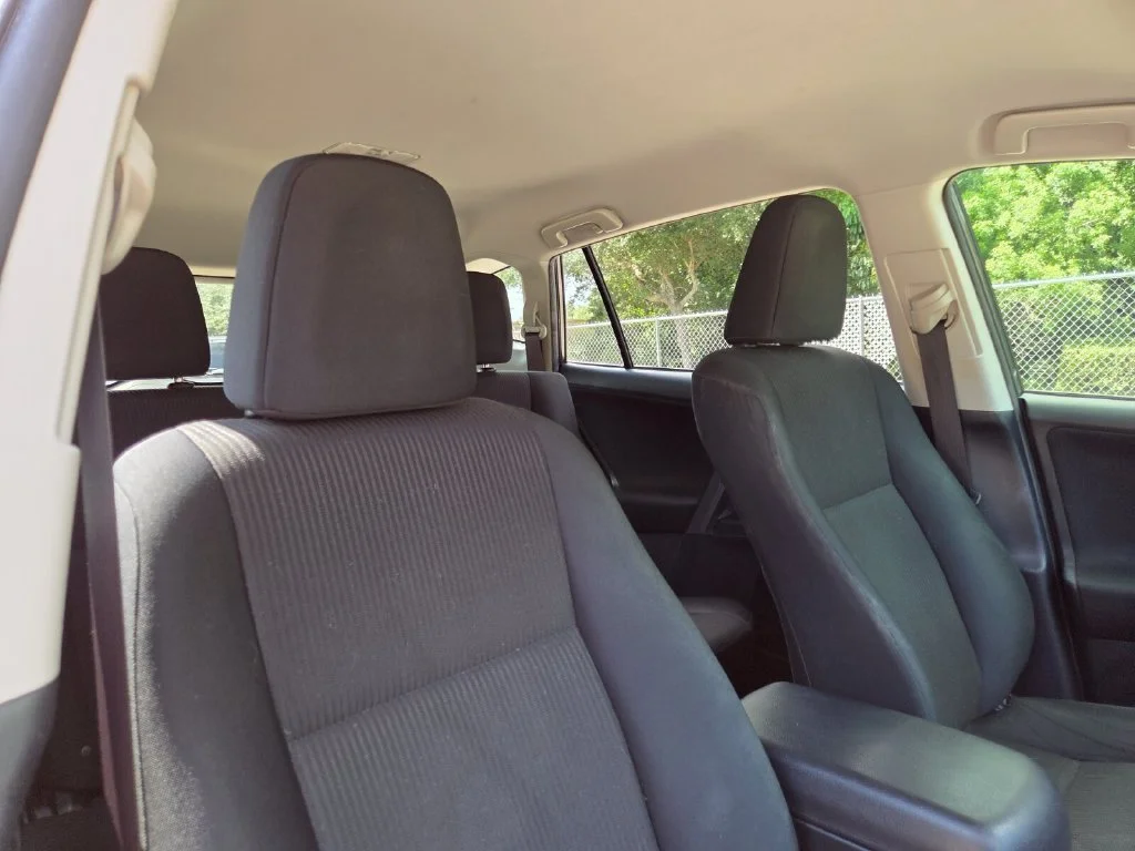 Used 2016 Gray Toyota LE image 15