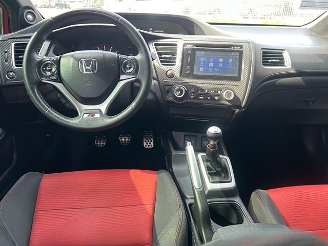 Used 2015 Red Honda Si image 17