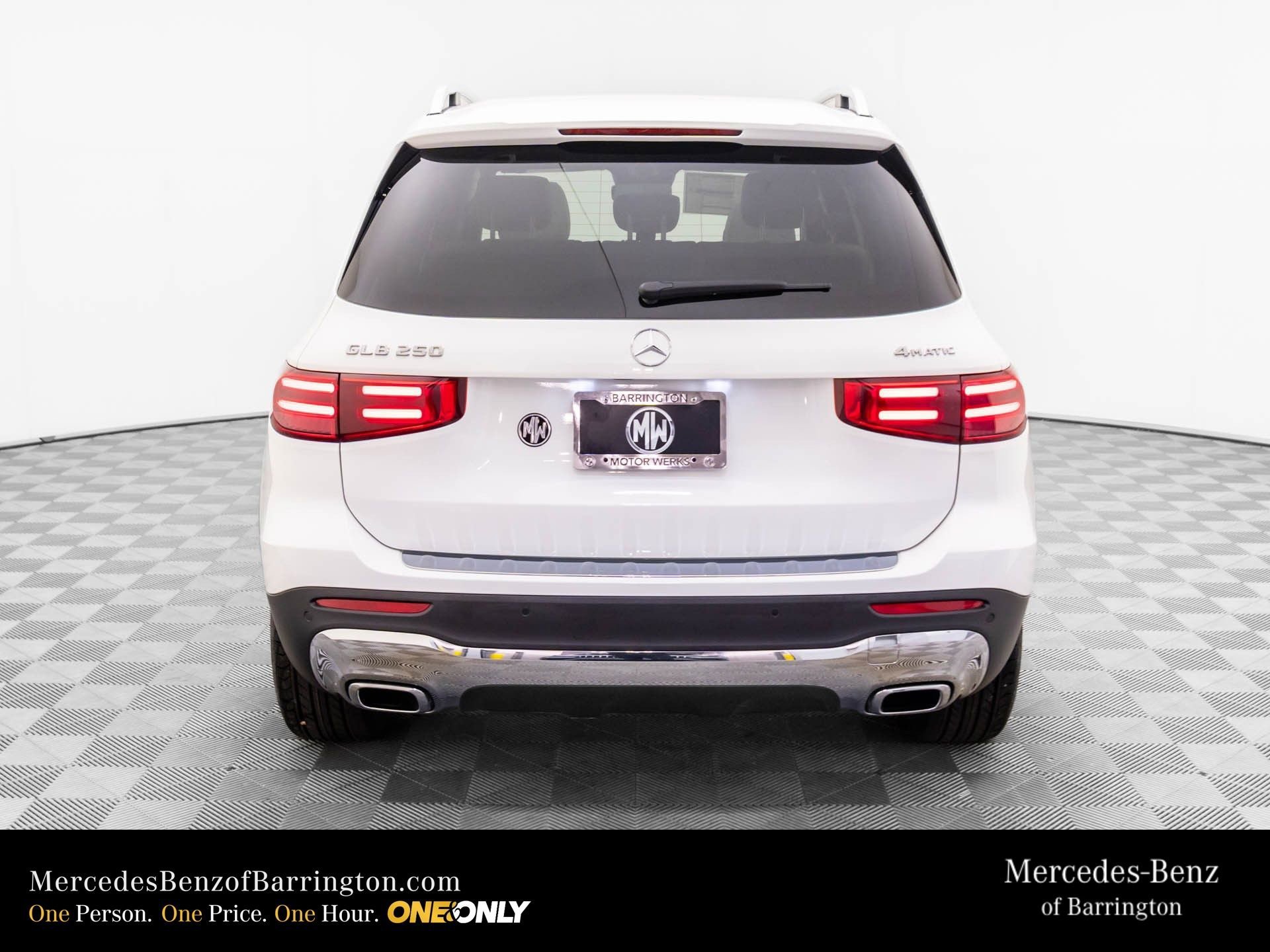 New 2026 Polar White Mercedes-Benz GLB 250 image 45