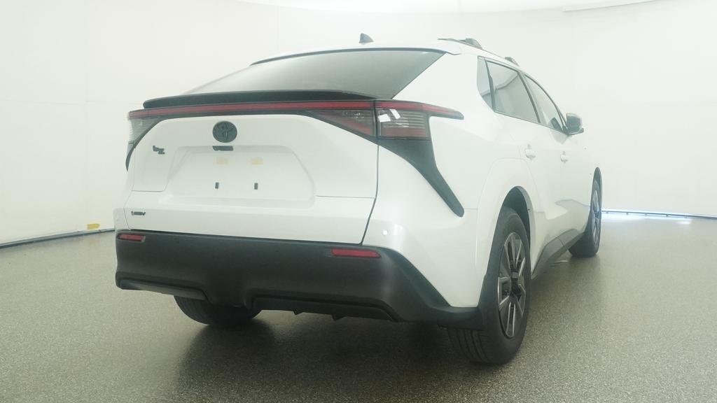 New 2026 Wind Chill Pearl Toyota XLE image 53