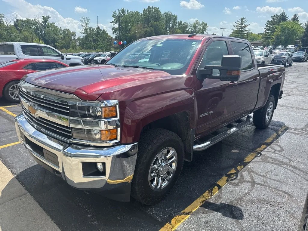 2016 Chevrolet Silverado HD LT 4WD Crew Cab Standard Box's photo