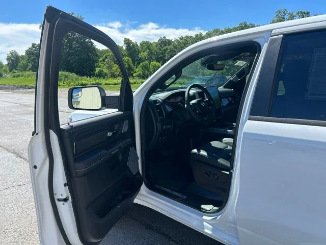 New 2026 Bright White Clear-Coat Exterior Paint RAM LARAMIE image 10