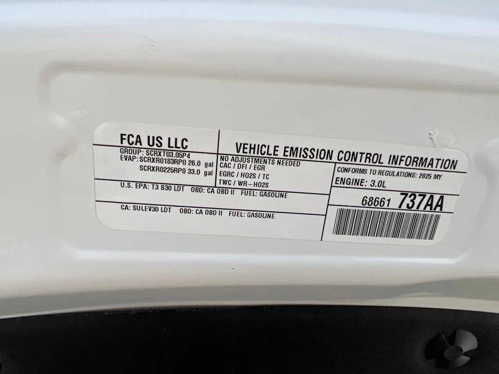 Used 2025 White Ram Laramie image 26