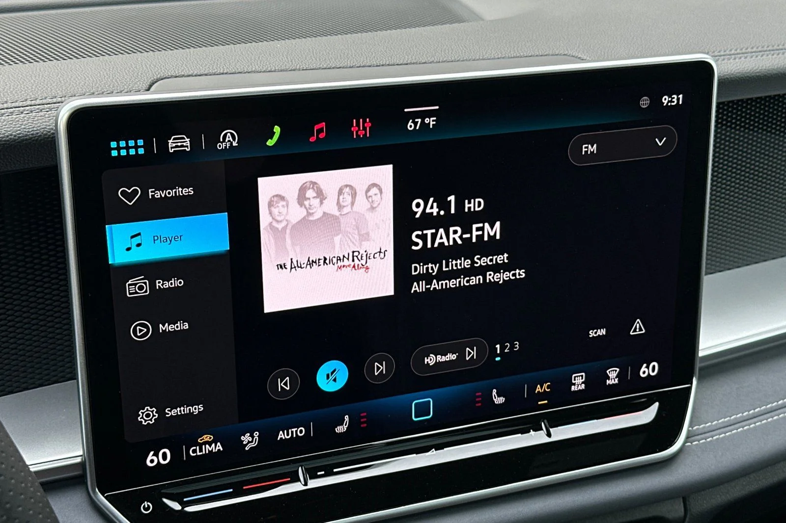 New 2026  Volkswagen 2.0T SE R-Line Black image 16