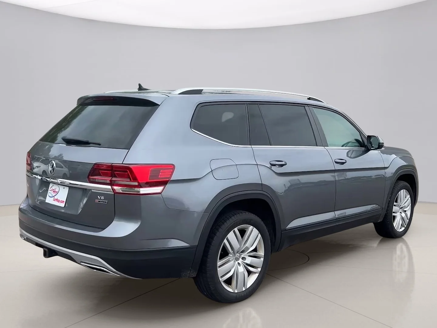 Used 2019 Gray Volkswagon 3.6 image 5