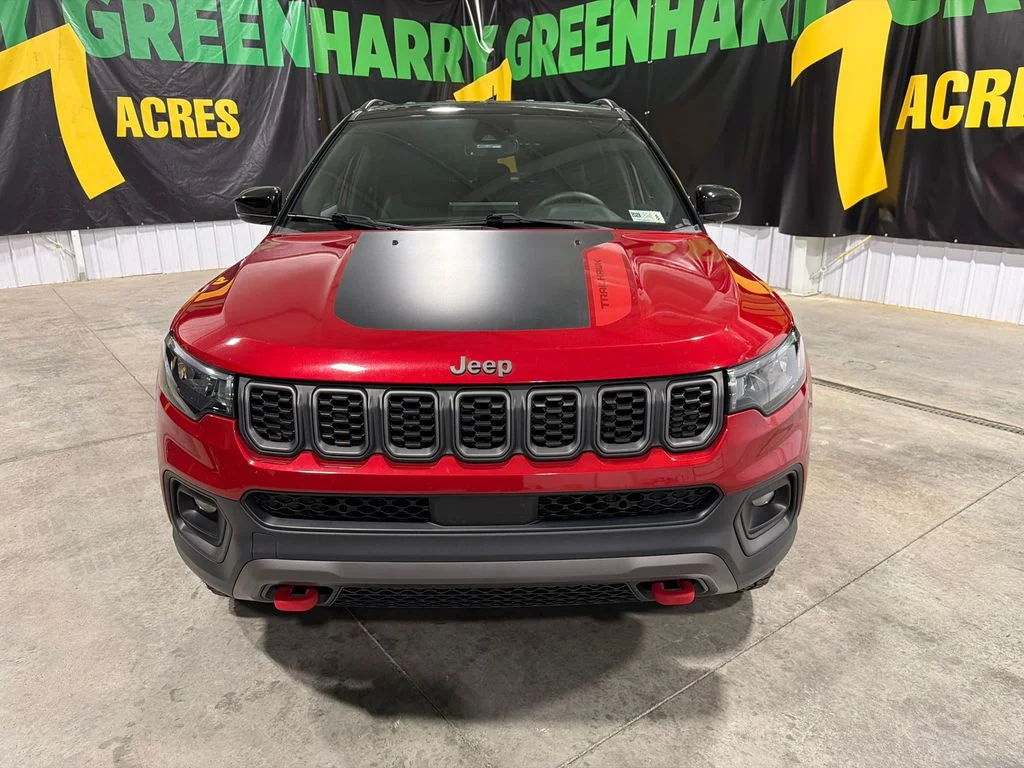 Certified Used 2025 Red Hot Pearlcoat Jeep Trailhawk image 16