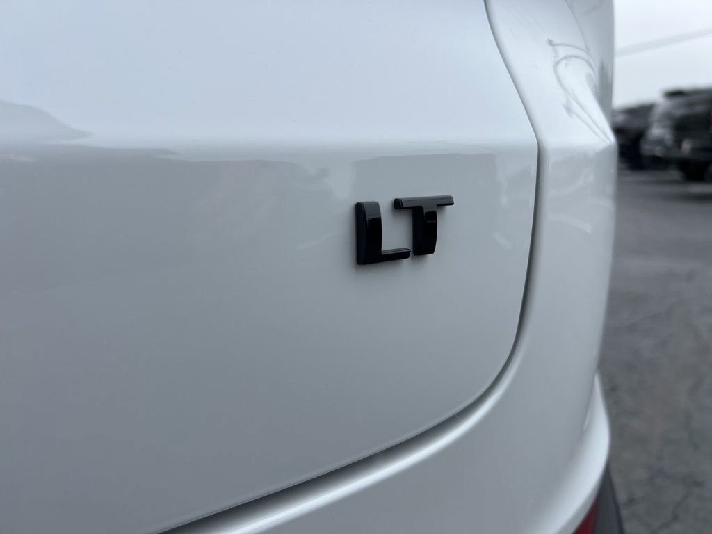 New 2026 Summit White Chevrolet LT image 12