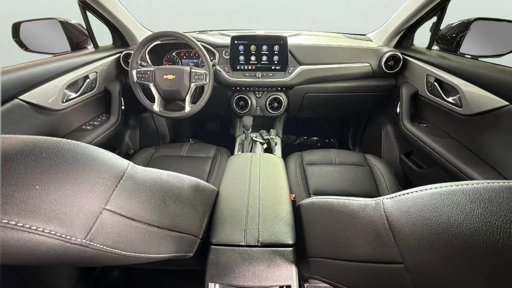 Used 2023 Black Chevrolet 3LT image 31