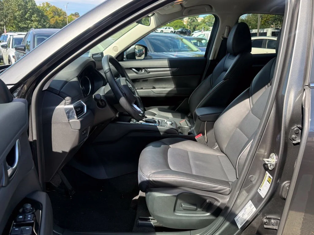Used 2025 Machine Gray Metallic Mazda 2.5 S Select Package image 17