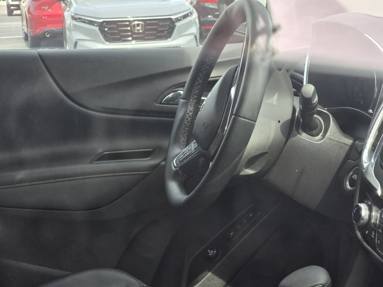 2024 Chevrolet Equinox Premier - Photo 17